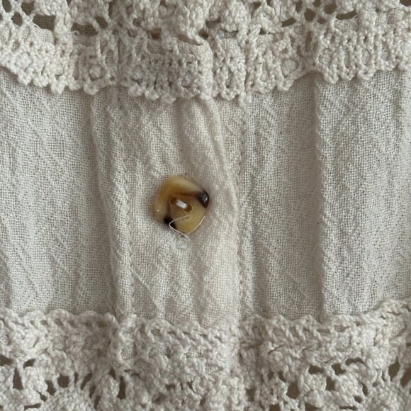 Grandi Women's Ivory Top, Sleeveless, Medium, Button Down Shirt - Picture 4 of 9